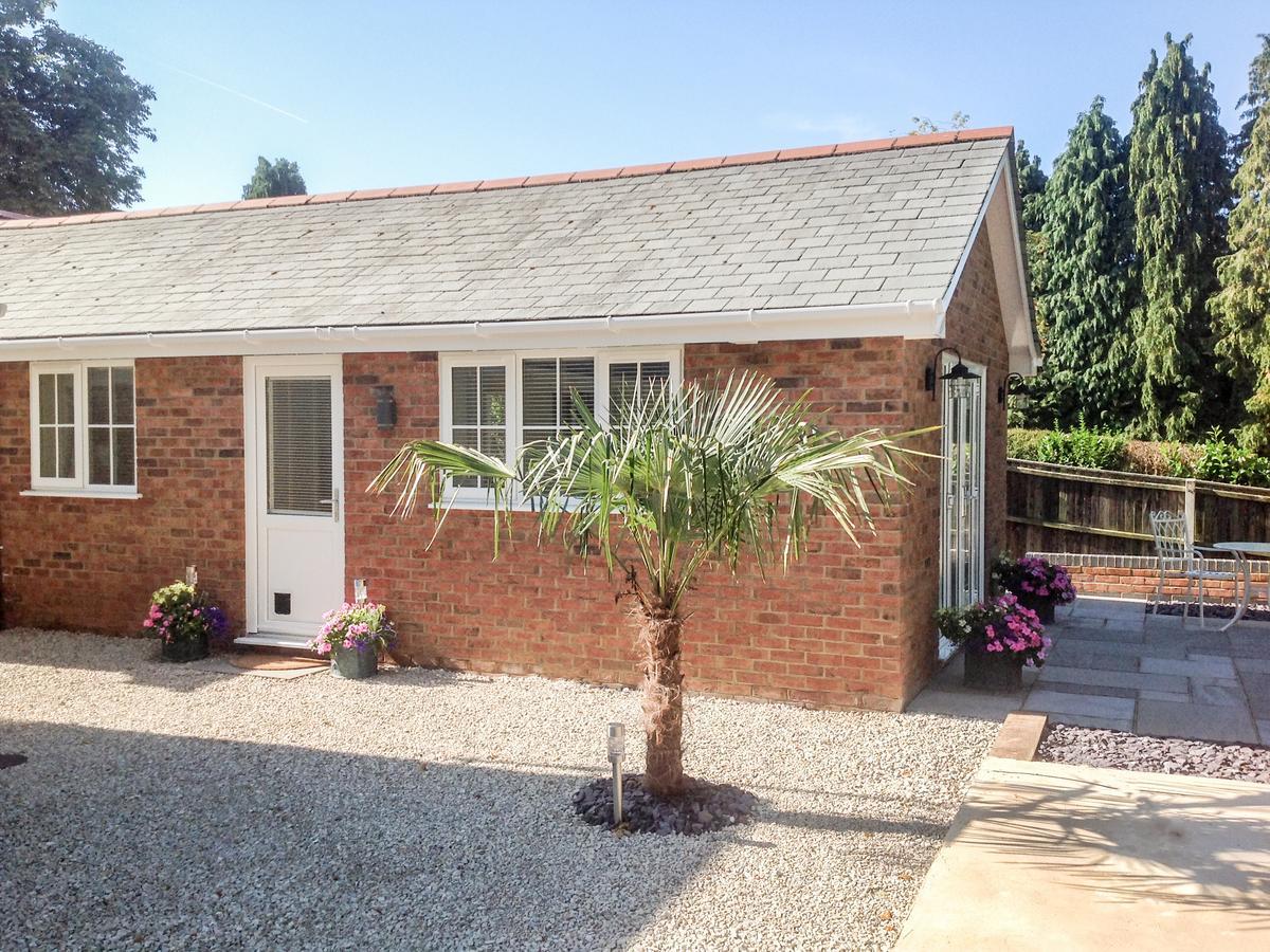 Villa The Hideaway Verwood Exterior foto